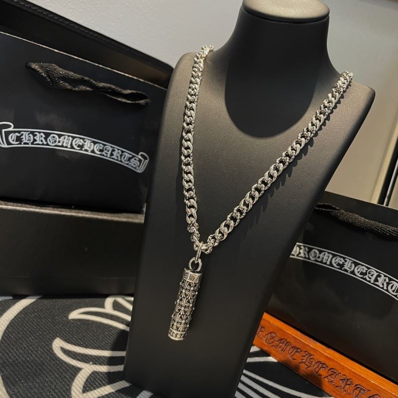 Ch*0me He**ts necklaces